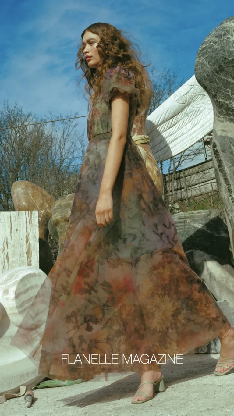 RUE AGTHONIS in FLANELLE MAGAZINE