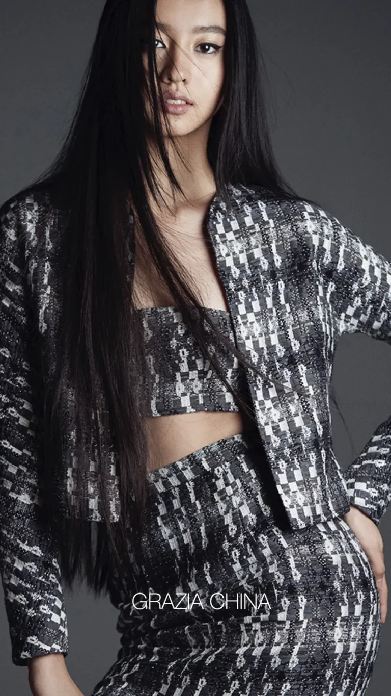 RUE AGTHONIS in GRAZIA 23.25.42